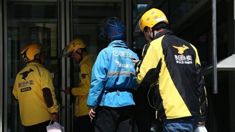 谁让外卖小哥失控了